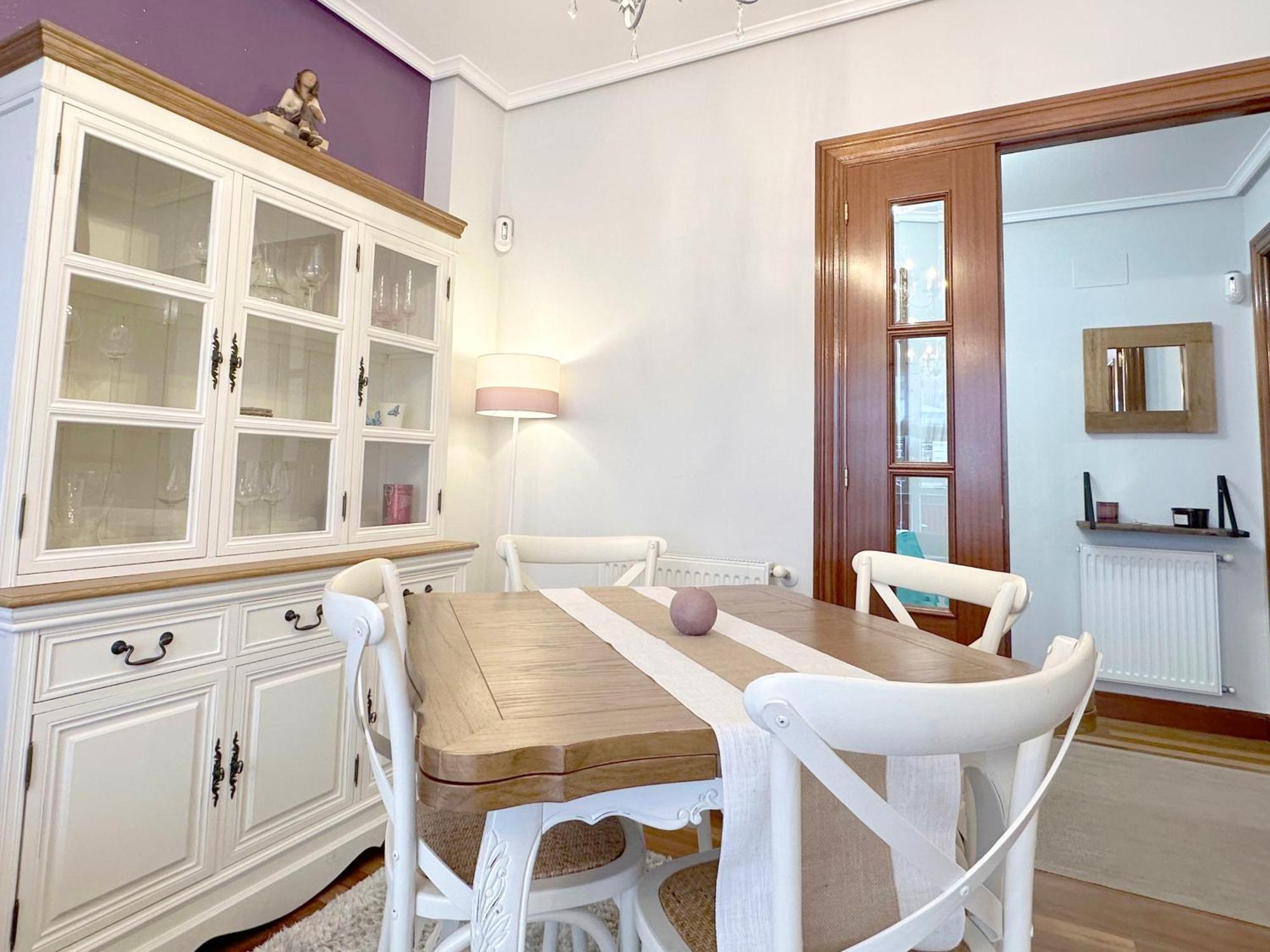 Apartamento Con Gran Terraza En El Centro Apartment กาสโตร-อูร์เดียเลส ภายนอก รูปภาพ